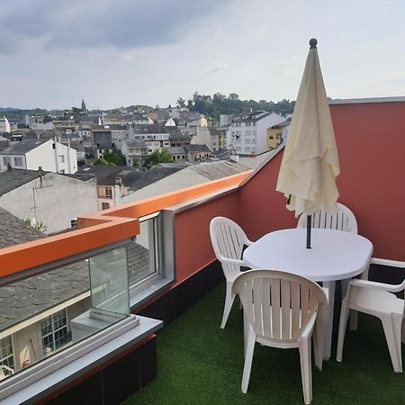 Duplex Axl Lägenhet Sarria Exteriör bild